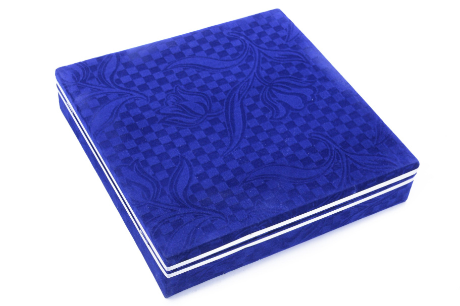 Шахматы из камня "Грация" темный мрамор и оникс 30 купить в Казани