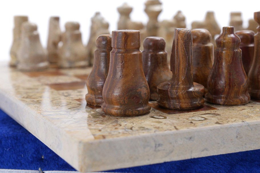 Шахматы из камня "Сицилия" яшма и ракушечник 25 купить в Казани