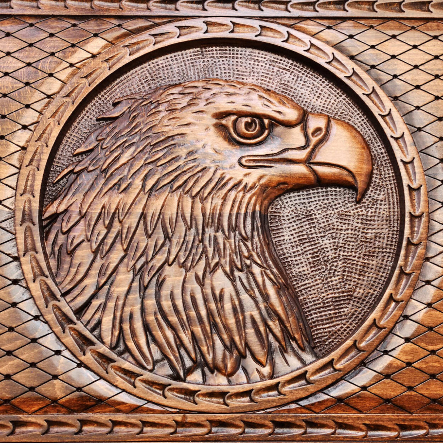 Стол ломберный Шахматы резные "Небесный охотник" 60 купить в Казани